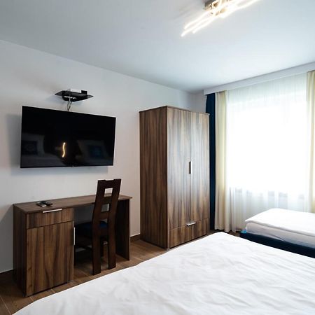 Apartament Zielony Przyladek Brwinow المظهر الخارجي الصورة