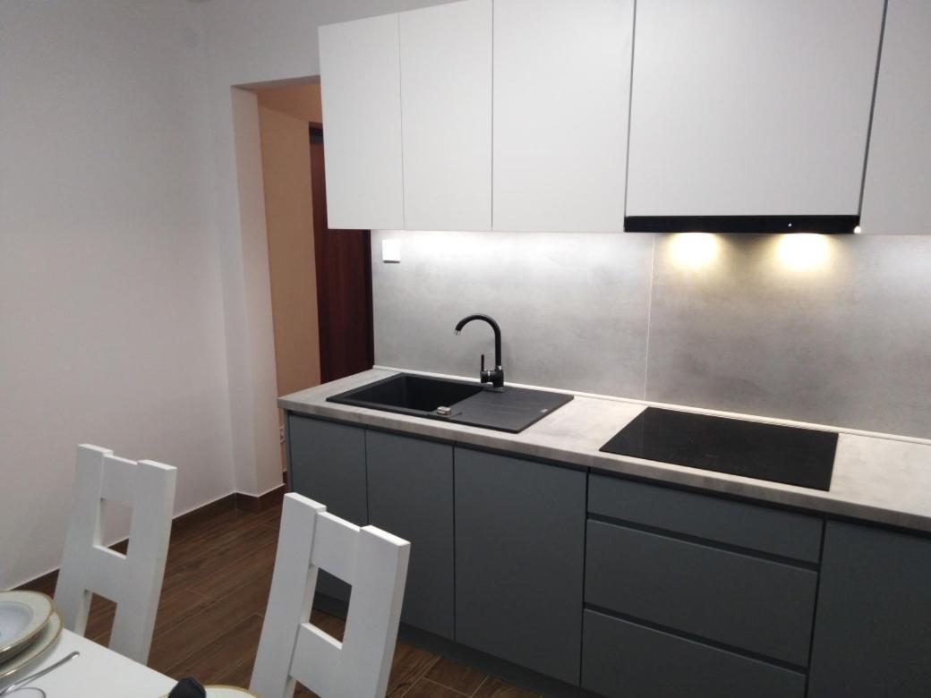 Apartament Zielony Przyladek Brwinow المظهر الخارجي الصورة
